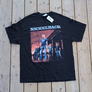 NWT Nickelback The Long Road 2004 Tour Graphic Band T-Shirt Black – Men’s XL